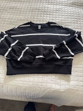 Lululemon Black & White Striped Cropped Sweatshirt NWOT